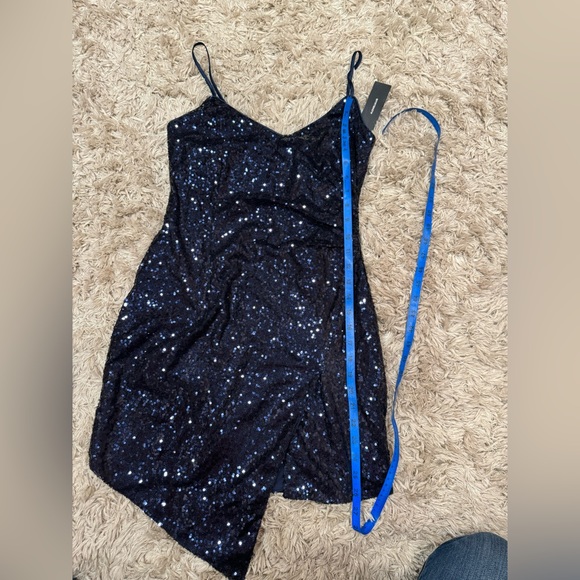 COPY - Lulu’s cocktail dress - Picture 7 of 7